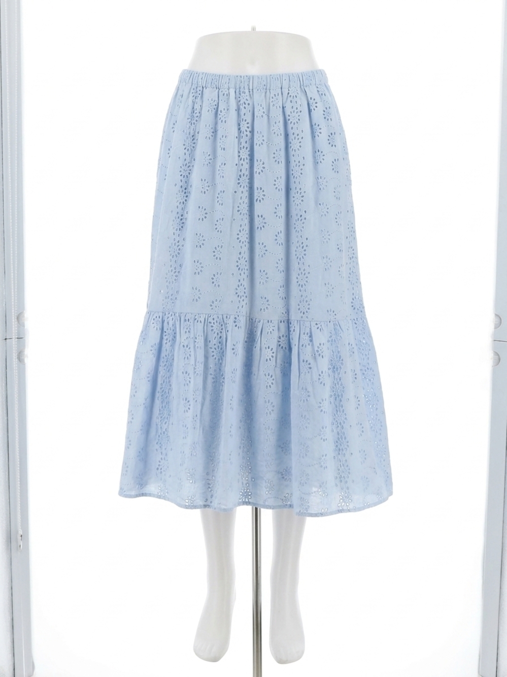 NEW VELVET BY GRAHAM & SPENCER amelia cotton eyelet skirt in island